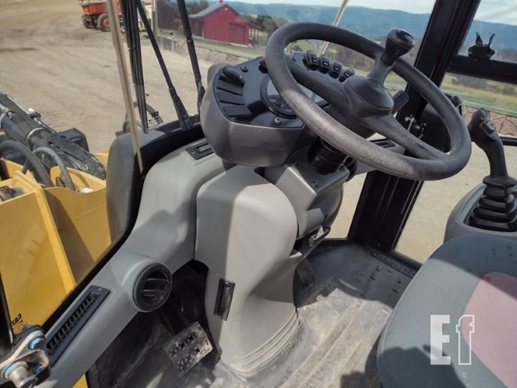 2018-caterpillar-910m-image-13