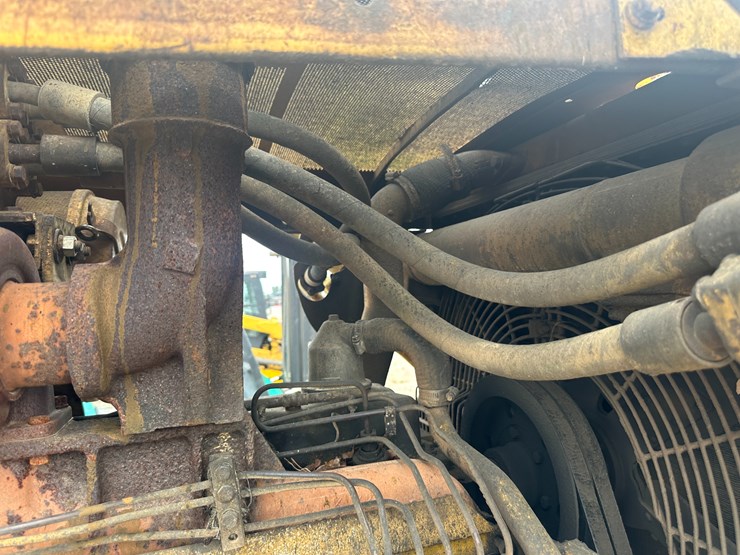 caterpillar-d6c-image-44