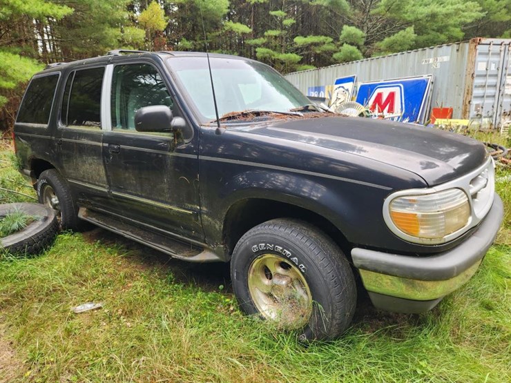 1998-ford-explorer-xlt-image-6