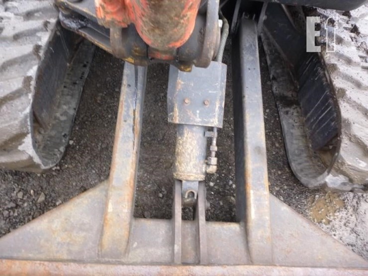 2016-kubota-u25-image-25