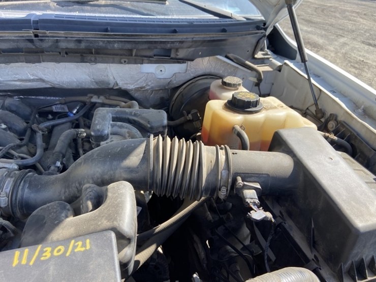 2011-ford-f150-xl-image-29