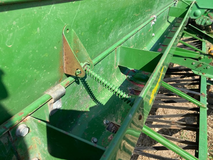 john-deere-8300-image-22