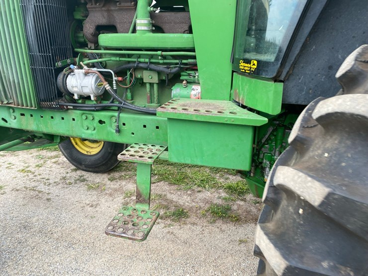 john-deere-4055-image-57