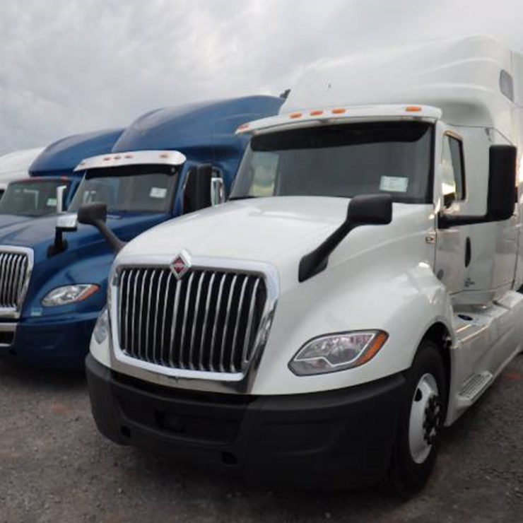 2019 INTERNATIONAL LT
