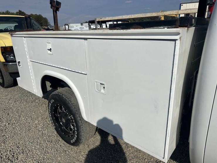 2007-chevrolet-silverado-3500-image-17
