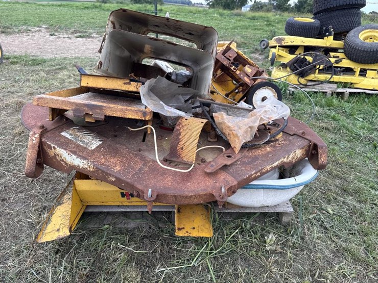 cub-cadet-102-image-4