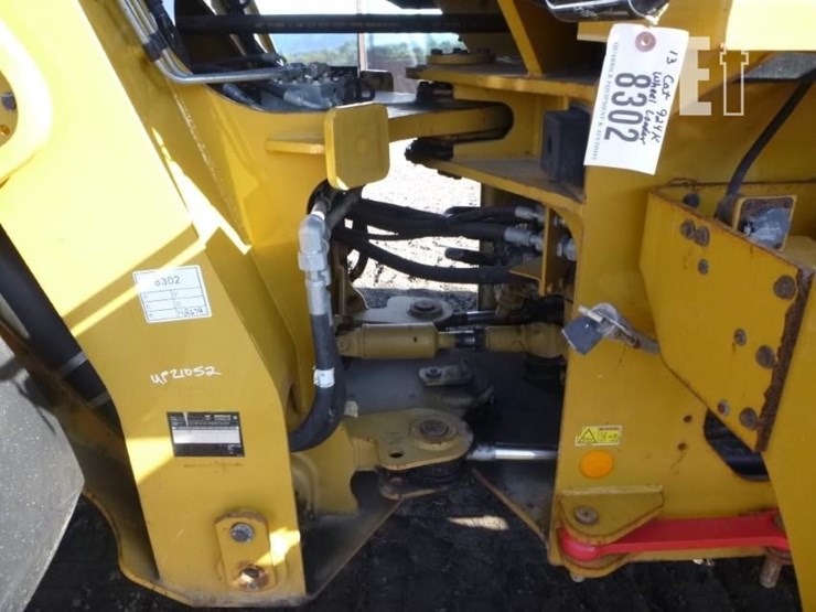 2013-caterpillar-924k-image-26