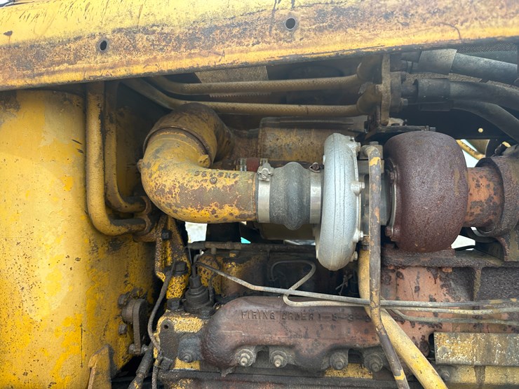 caterpillar-d6c-image-45