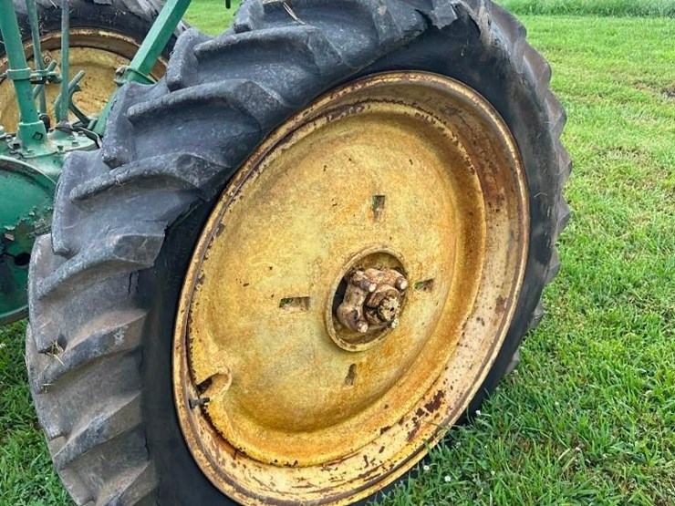john-deere-b-image-7