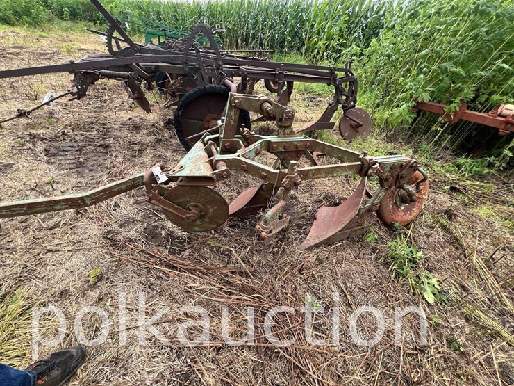 john-deere-mt-image-3