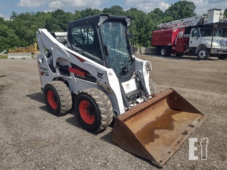 2022-bobcat-s740-image-28