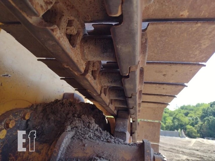 2012-deere-700j-lt-image-27
