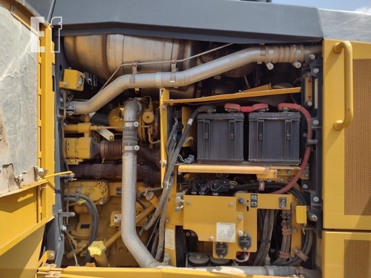 2020-deere-670gp-image-34