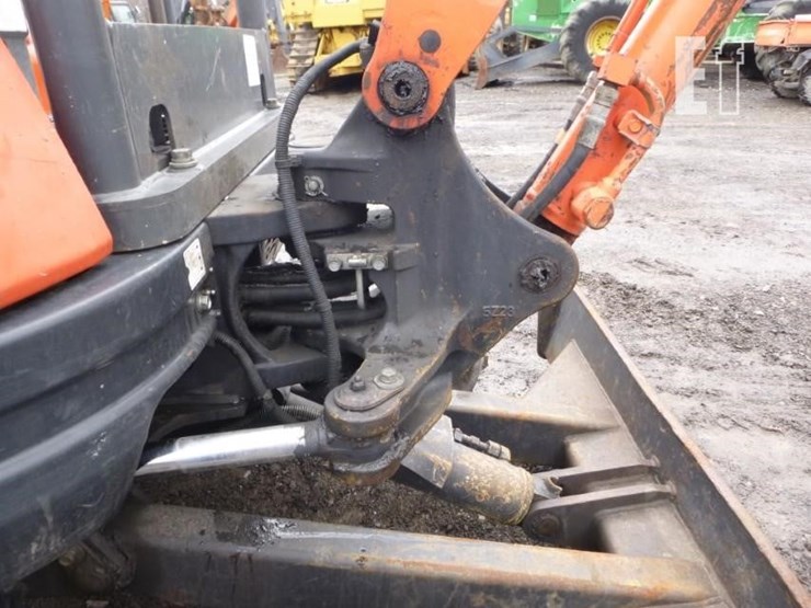 2016-kubota-u25-image-28