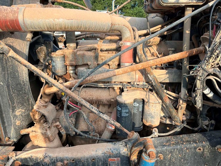 1992-mack-rd688s-image-10