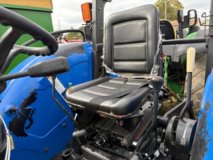 new-holland-workmaster-45-image-22