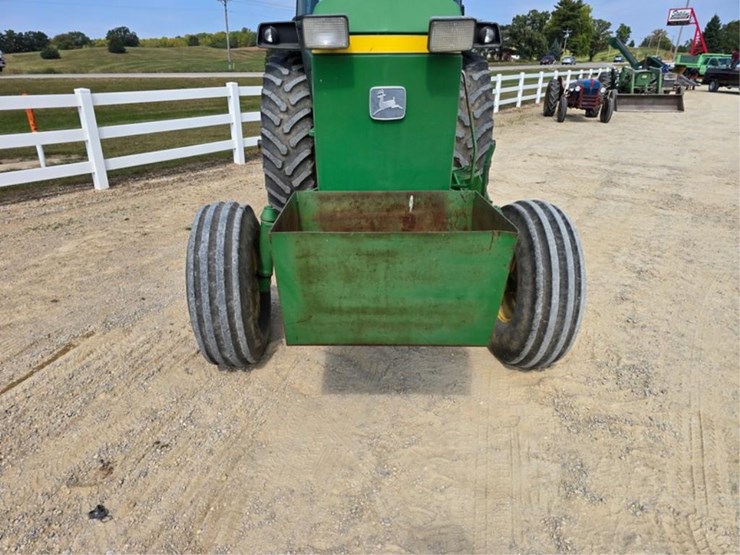 john-deere-4430-image-13