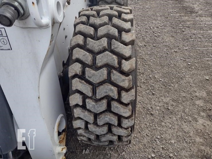2022-bobcat-s740-image-22