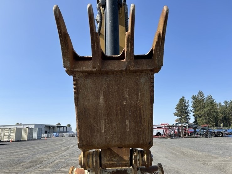 caterpillar-336-image-25