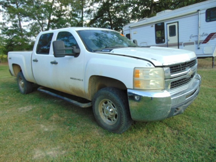 chevrolet-silverado-image-2