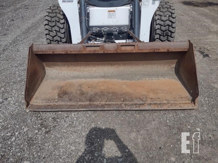 2022-bobcat-s740-image-18