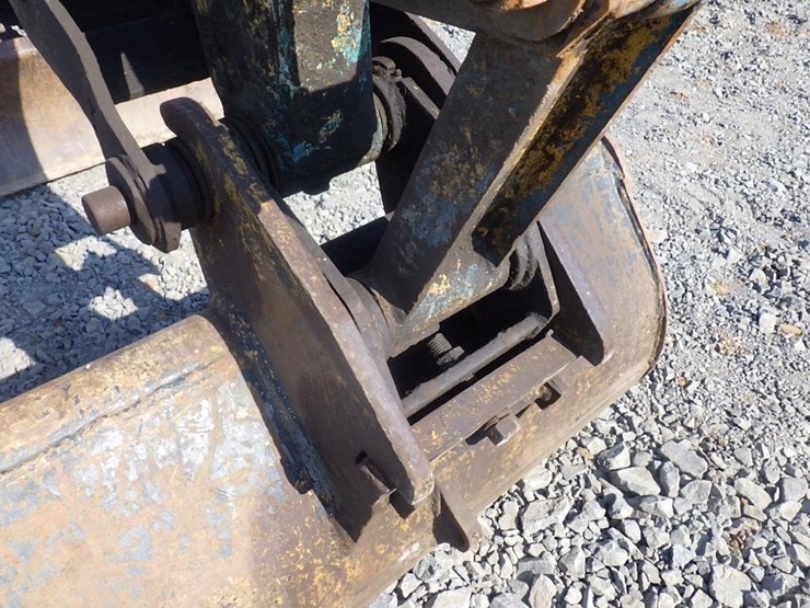 yanmar-vio30-image-9