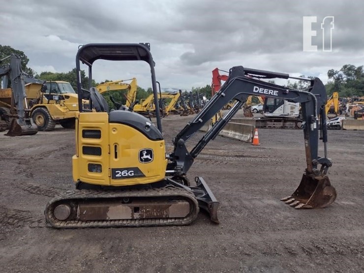 2022-deere-26g-image-3