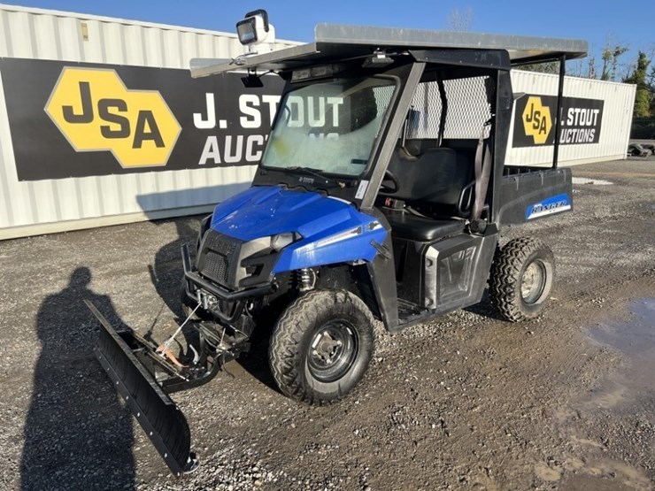 2011-polaris-ranger-ev-image-1