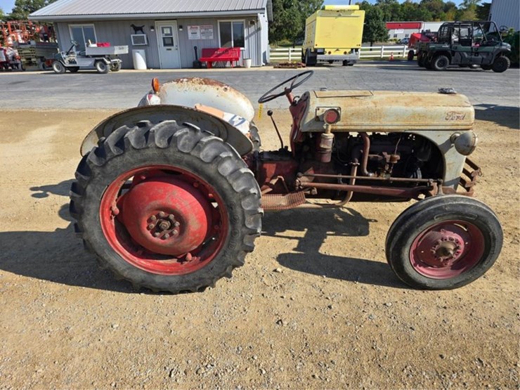 ford-8n-image-6