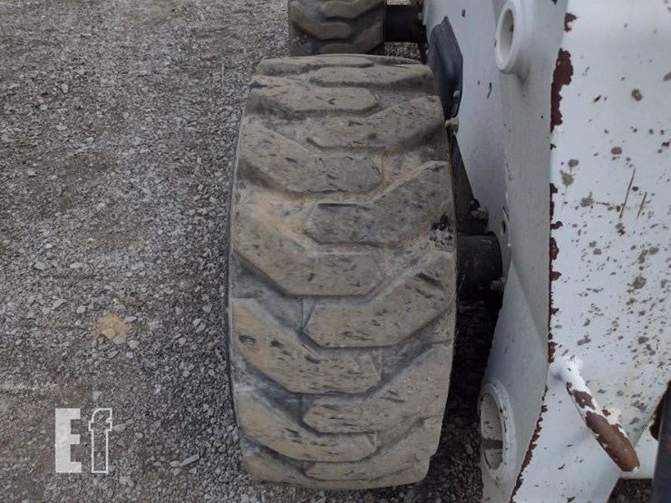 2004-bobcat-s250-image-21