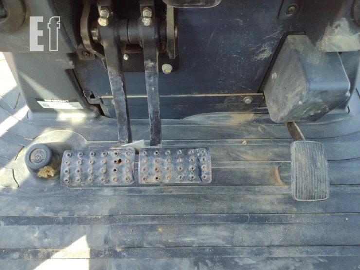 2017-deere-310sl-image-9