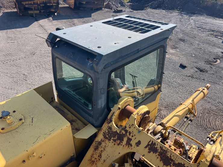 komatsu-pc1250-7-image-17