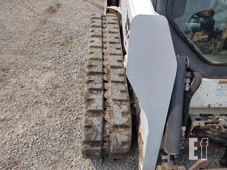 2014-bobcat-t590-image-36