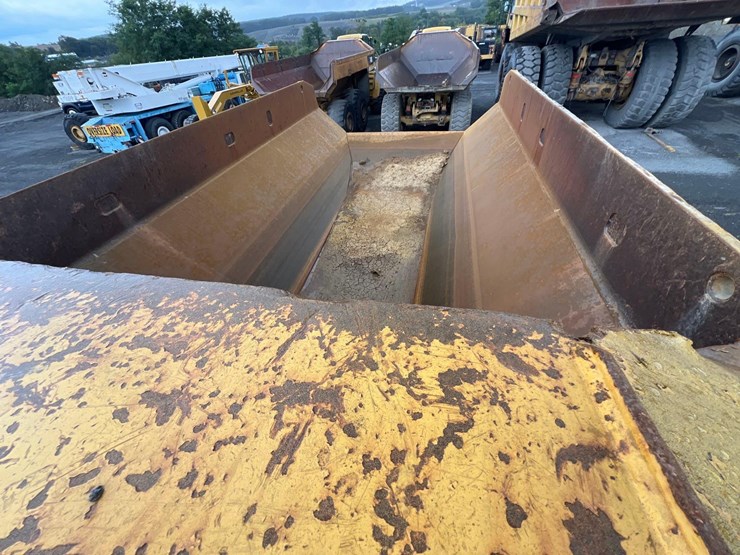 caterpillar-740b-image-11