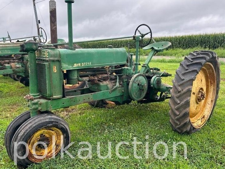 john-deere-b-image-1