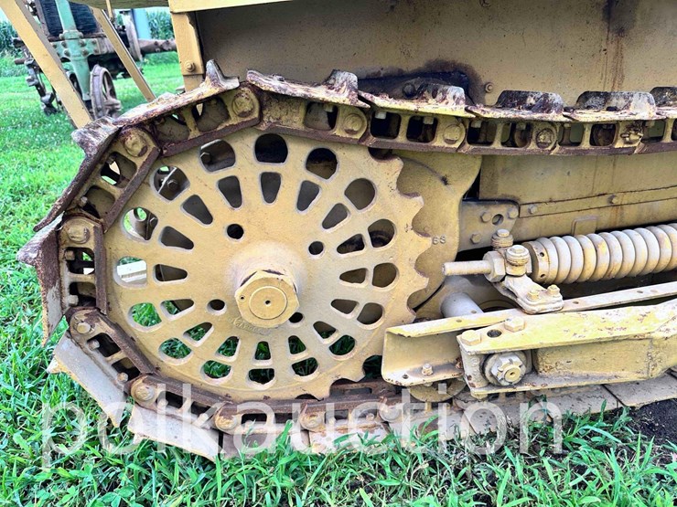 clark-air-borne-military-crawler-(no-tag)-image-12
