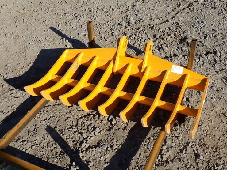giyi-cat-305-dense-teeth-rake-44"-image-1