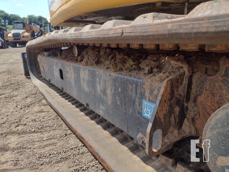 2022-deere-50g-image-31