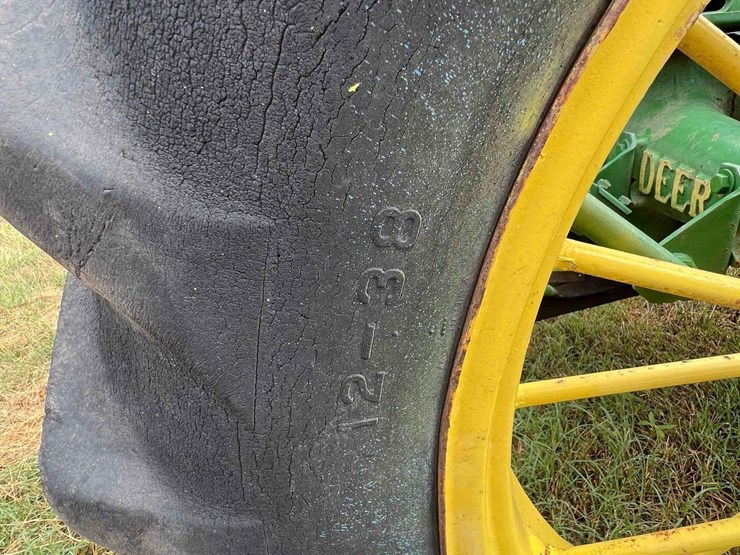 john-deere-a-image-13