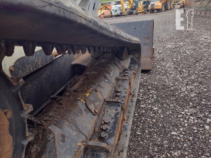 2019-bobcat-t770-image-32