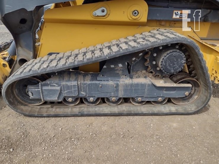 2023-deere-331g-image-19