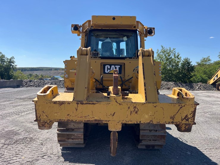 2012-caterpillar-d8t-image-8
