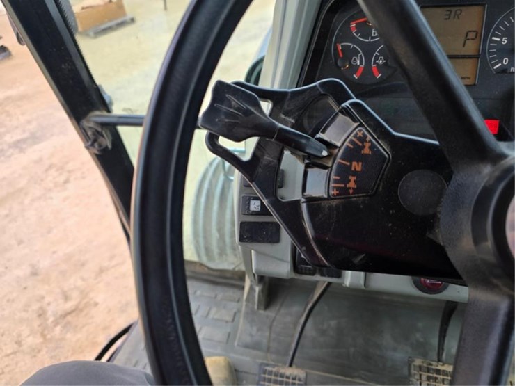 agco-white-8310-image-30