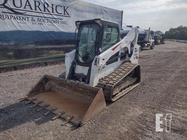 2019-bobcat-t740-image-40