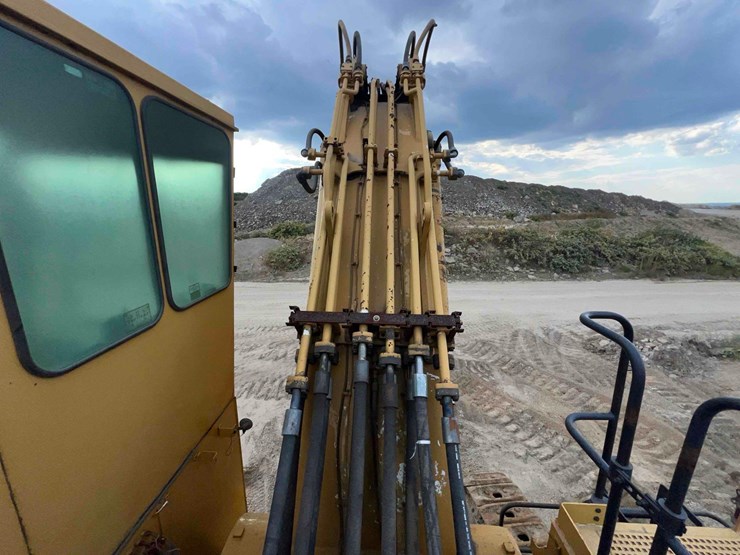 caterpillar-5130-image-30