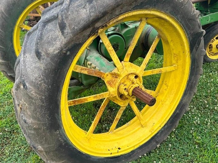 john-deere-b-image-12