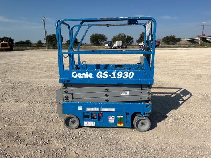 2017-genie-gs1930-image-8