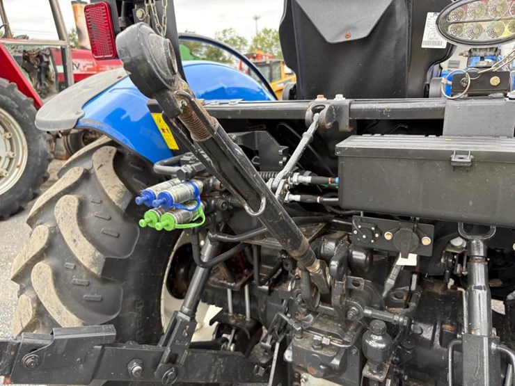 2019-new-holland-workmaster-95-image-22