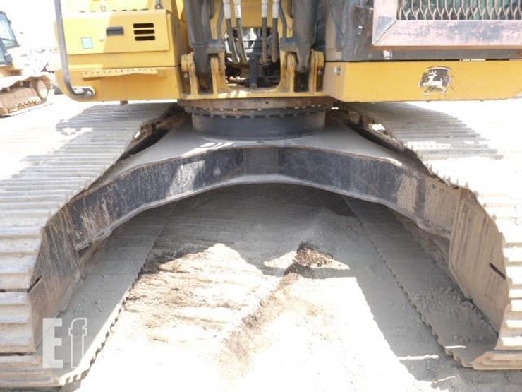 2017-deere-210g-lc-image-20