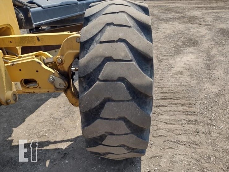 2020-deere-670gp-image-17
